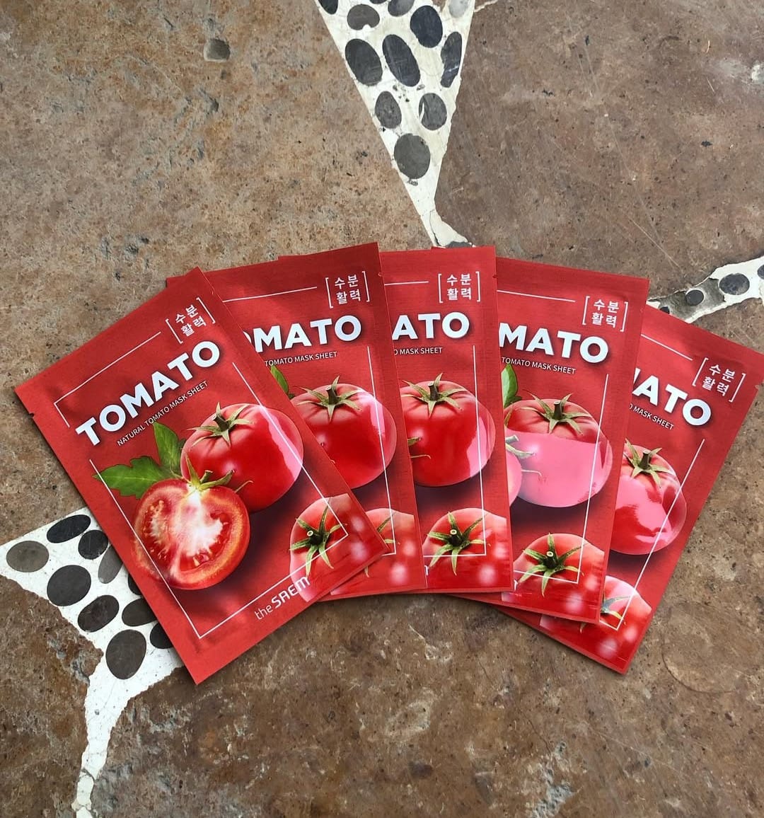 Tomato Brightening & Revitalizing Sheet Mask